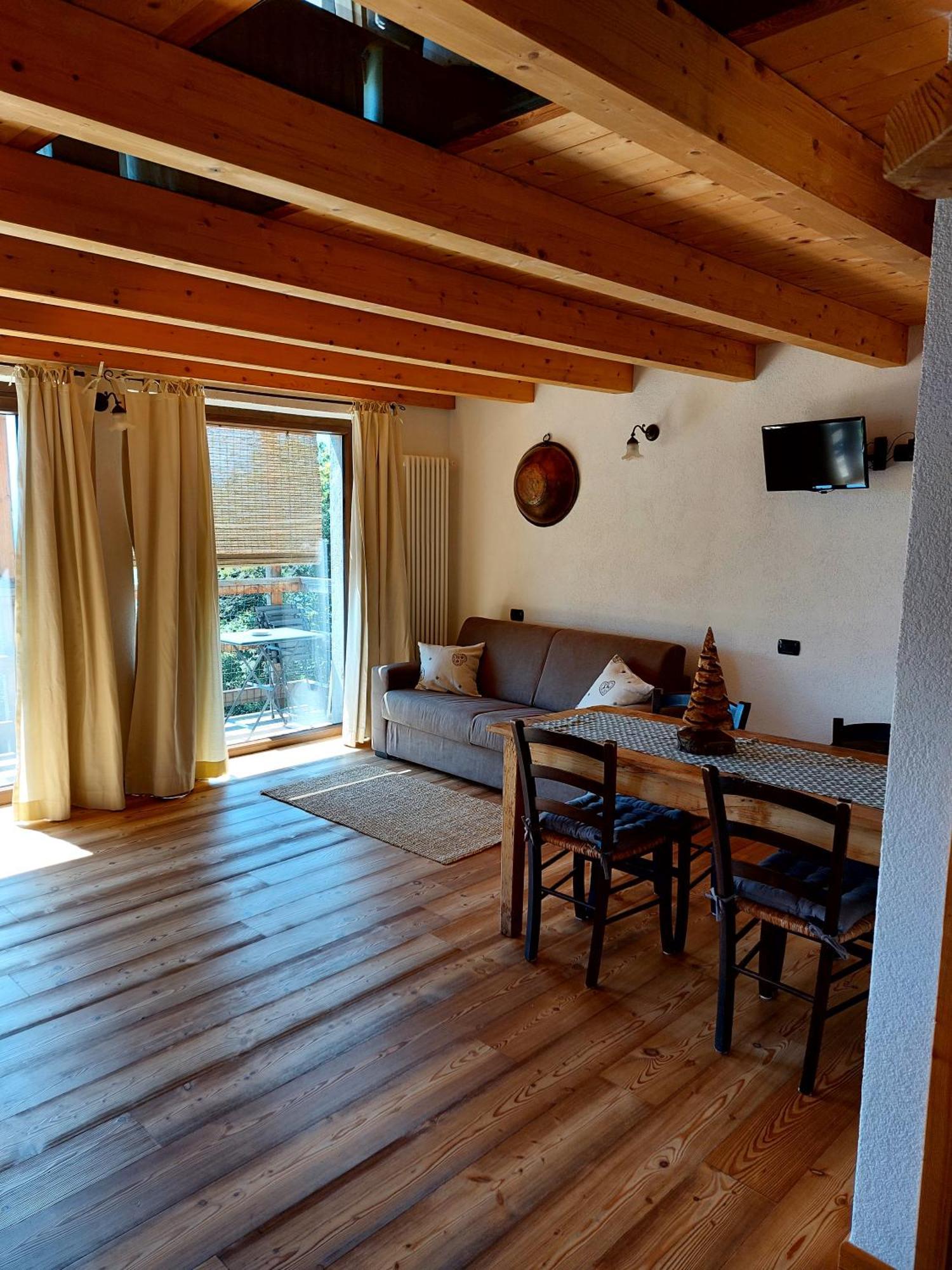 Agriturismo La Pedruscia Civo Екстериор снимка