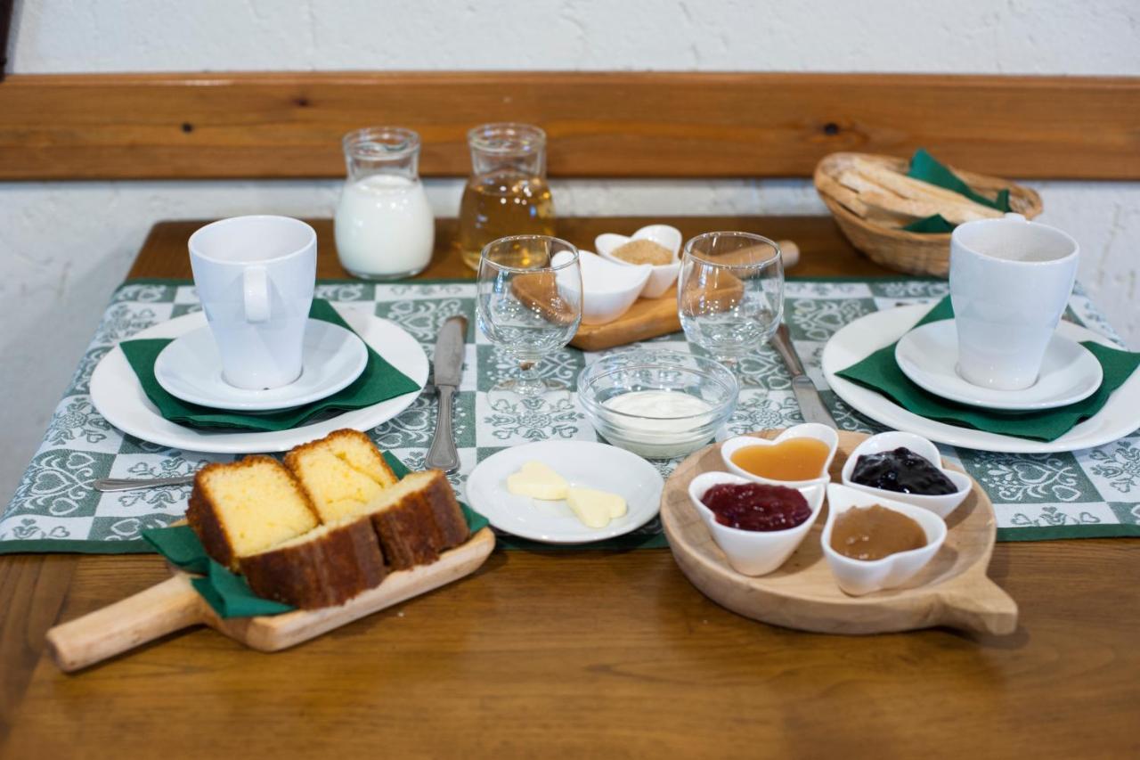 Agriturismo La Pedruscia Civo Екстериор снимка