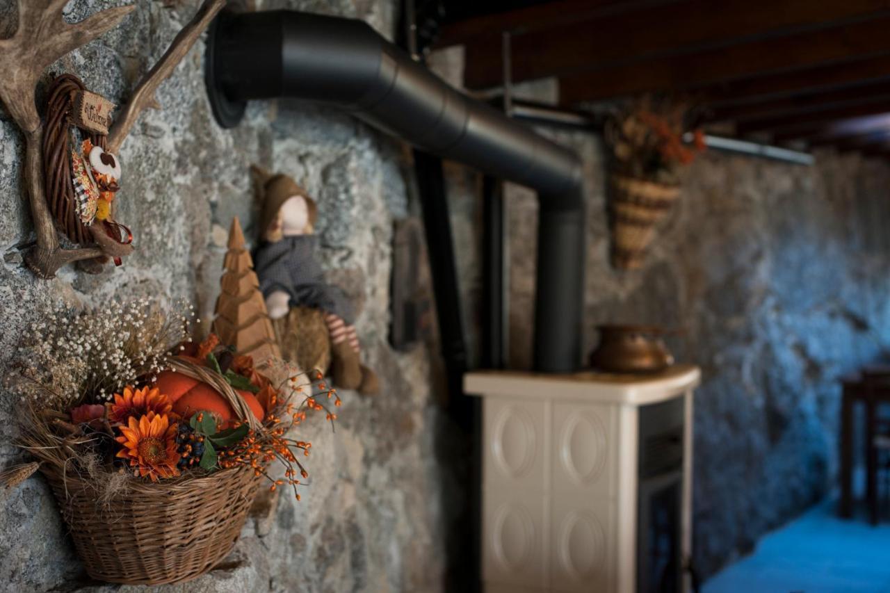Agriturismo La Pedruscia Civo Екстериор снимка